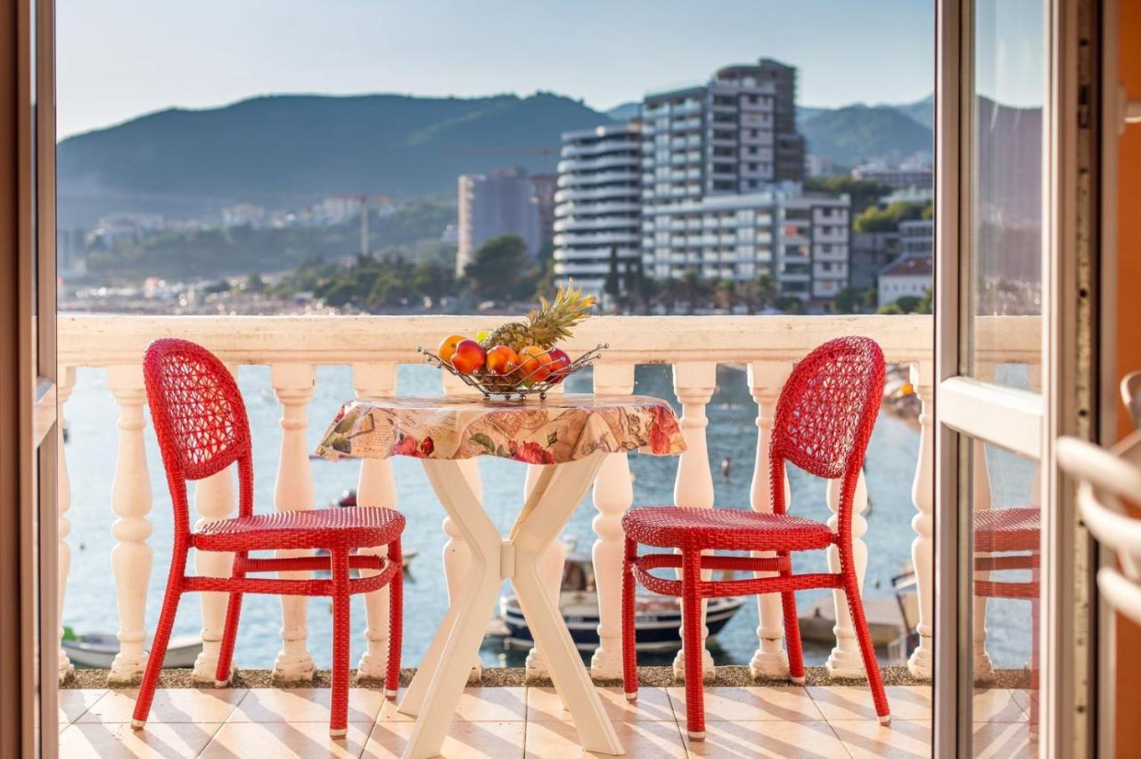 Acika Apartments Rafajlovići Eksteriør bilde